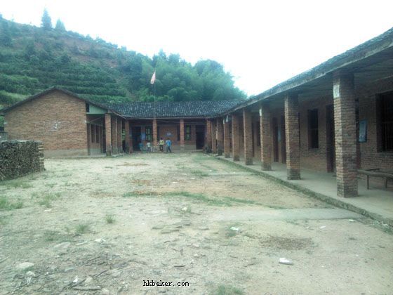天心水头小学校区
